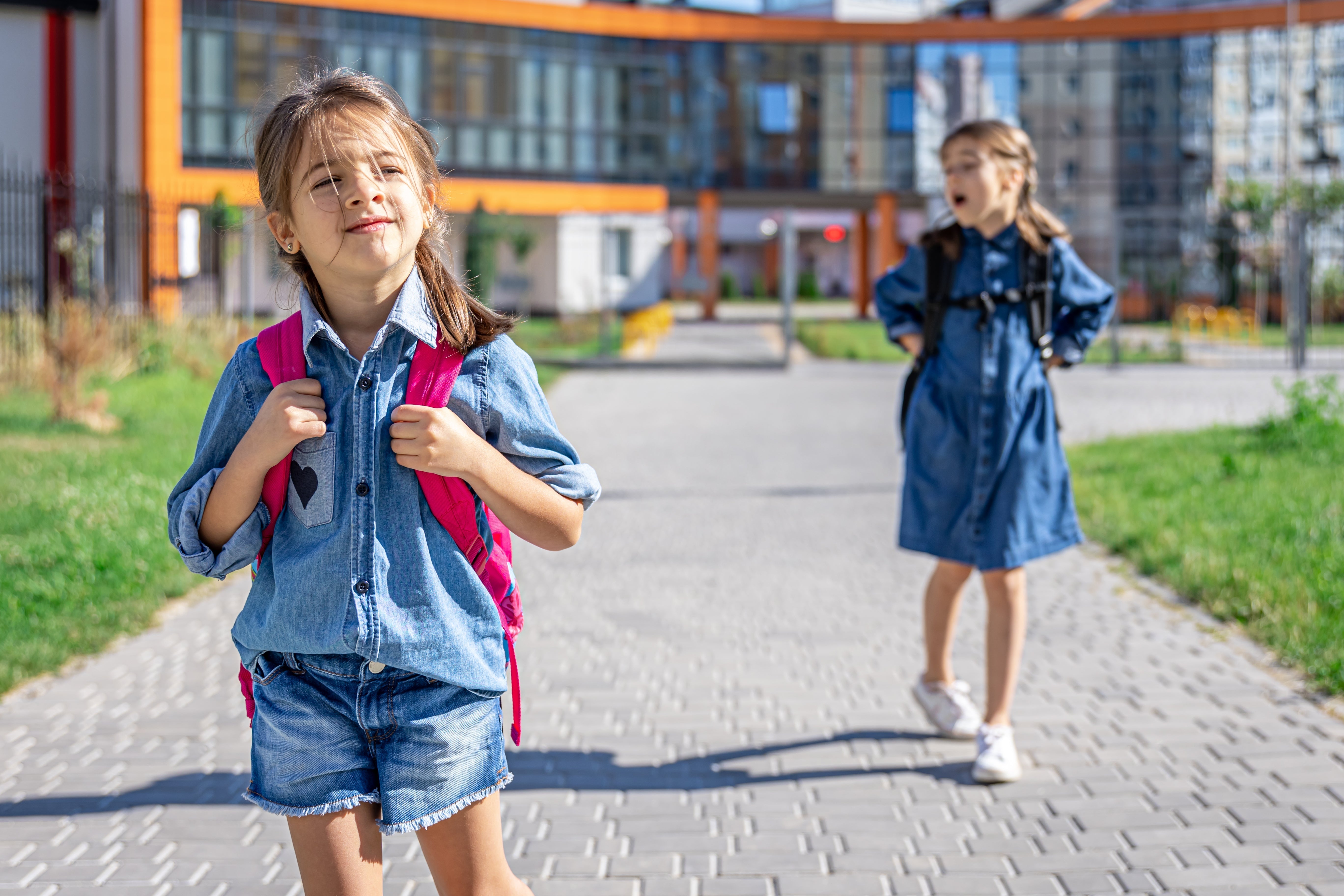 Changement d’école : 5 clés pour une rentrée sans stress